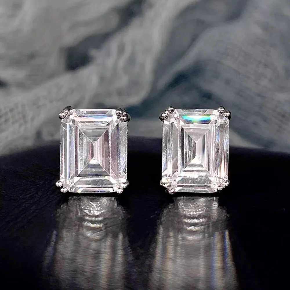 NEW 18k White Gold Emerald Cut Diamond Earrings - Picture 3 of 8